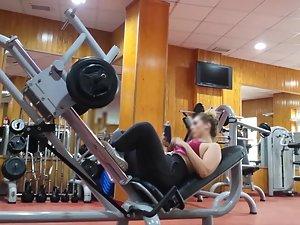 Spicy chubby girl peeped during her gym workout Picture 7