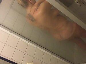 Peeping on naked chubby cousin in shower Picture 8
