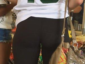Stunning young ass in tights Picture 6