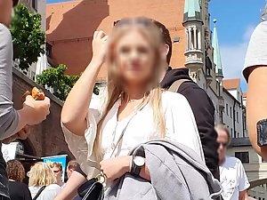 Thank the snacks for her thick curves Picture 7