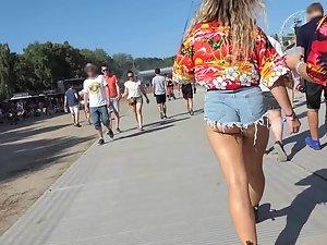 Finger licking fine ass in shorts with a wedgie Picture 1