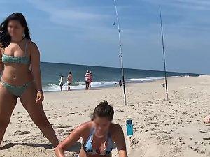 Suspicious girl with thick but firm body Picture 4