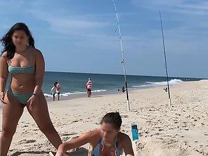 Suspicious girl with thick but firm body Picture 6