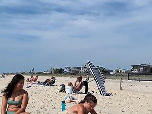 Suspicious girl with thick but firm body Picture 7