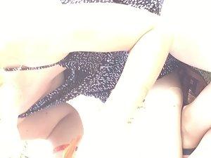 Watching her tits while she eats Picture 7