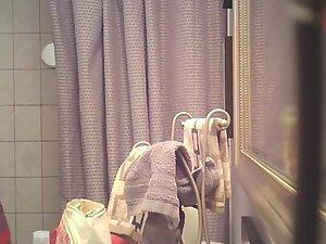 Hidden cam patiently waits to see her naked under shower curtain Picture 8