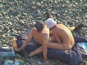 Beach oral sex in front of some people Picture 7