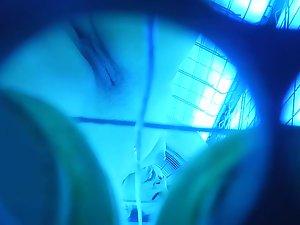 Pussy seen in standing solarium machine Picture 5
