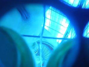 Pussy seen in standing solarium machine Picture 8