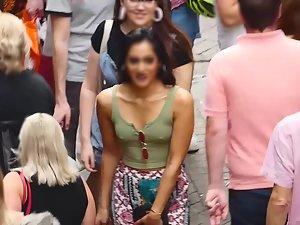 Trick to make small tits stand out Picture 3