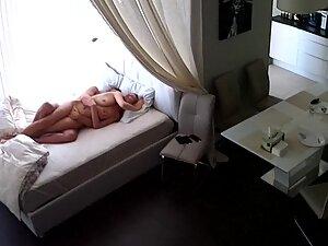 Spying on sex in unusual poses in rented apartment Picture 4