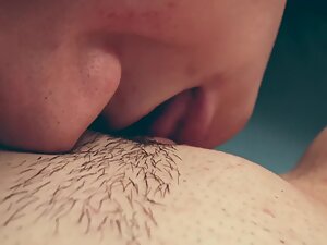 Pussy licking turned into art video Picture 2