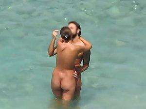 Attractive girl sucking a dick on the beach Picture 4