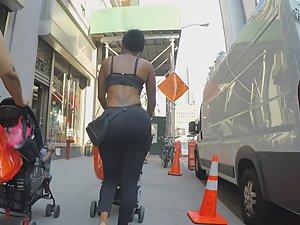 Big ass of black ghetto milf slut Picture 5