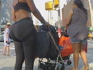 Big ass of black ghetto milf slut Picture 7