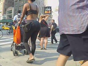 Big ass of black ghetto milf slut Picture 8