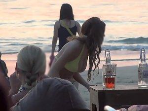 Hot busty girl spotted by a beach voyeur Picture 2