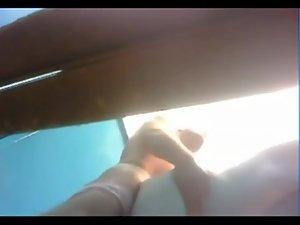 Couple fucking in the beach cabin Picture 2