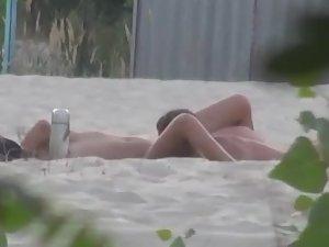 Beach pussy licking spied by a voyeur