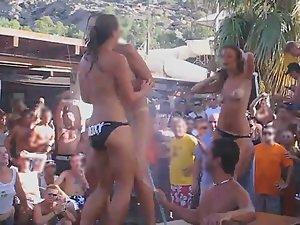 Teen girls get naked on a beach party Picture 5