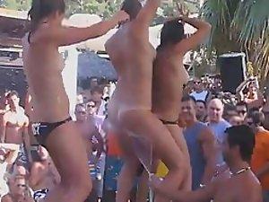 Teen girls get naked on a beach party