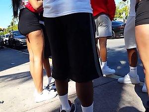 Creepshot video of two gorgeous girls in shorts Picture 2