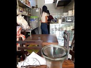 Voyeur saw hottest waitress in a crappy coffee bar Picture 6