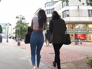 Extra hot ass in skinny jeans Picture 5