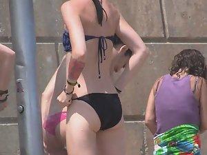 Hot girls washing tits at beach shower Picture 7