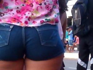 Ass in shorts that deserved a whistle Picture 8