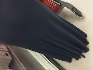 Milf got visible thong line Picture 1