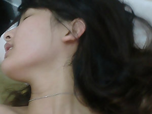 Short video of asian girl drifting away during sex Picture 4