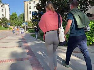Voyeur follows a fit bubble butt in tight grey leggings Picture 2