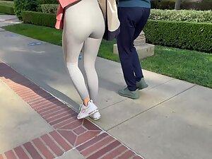 Voyeur follows a fit bubble butt in tight grey leggings Picture 3