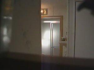 Peeped mother steps out of a shower Picture 8