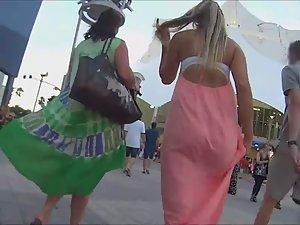 Lovely wiggle in a long pink dress Picture 7