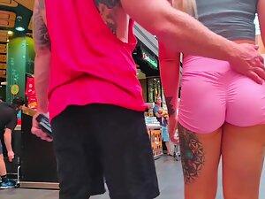 Incredible fit ass in pink shorts Picture 4