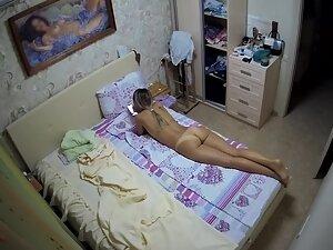 Spying on naked cousin chilling in her room Picture 6