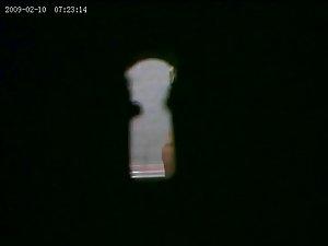 Peep an older woman through the keyhole Picture 5