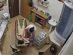 Spying on spicy milf getting a wax job Picture 1