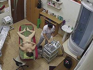 Spying on spicy milf getting a wax job Picture 4