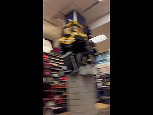 She could get anything for free in the store Picture 5