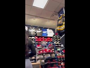 She could get anything for free in the store Picture 7