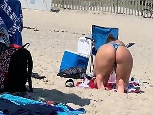 Thick girl having fun in ocean waves and suntanning Picture 4