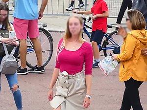 Tall tourist girl stands out with her big boobs Picture 4