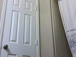 Spying on perfect naked girl in the bathroom Picture 2