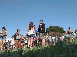 Mingling in the crowd and browsing hot girls Picture 4