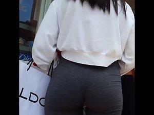 Latina's ass is geometric perfection Picture 4