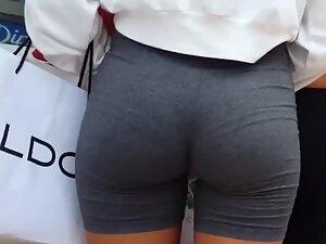 Latina's ass is geometric perfection