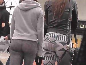 Wiggling ass swag of two hot friends Picture 1